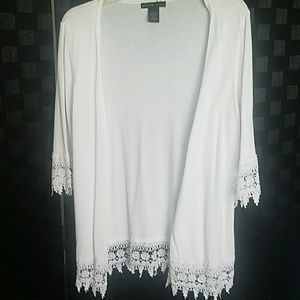 Beautiful white sweater with lace detail